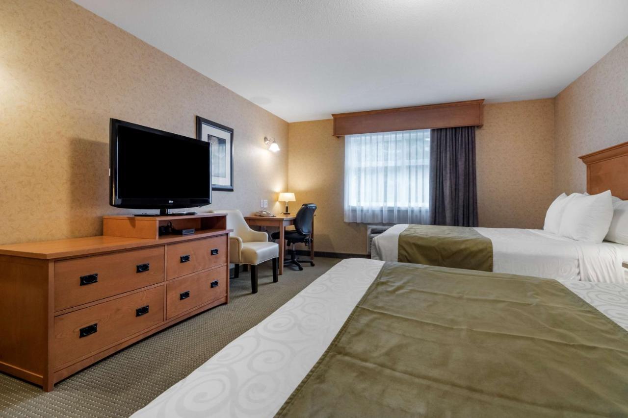 Best Western Sicamous Inn מראה חיצוני תמונה