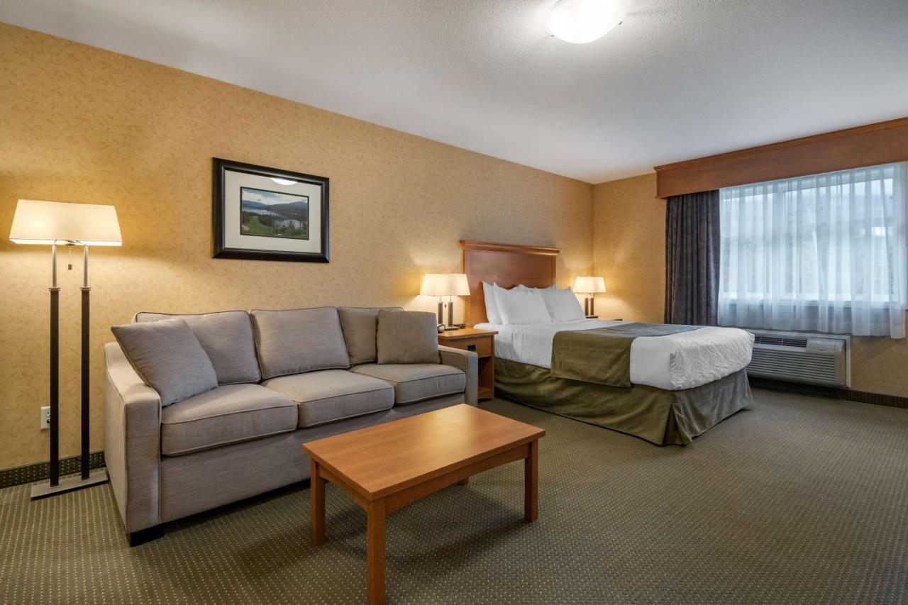 Best Western Sicamous Inn מראה חיצוני תמונה